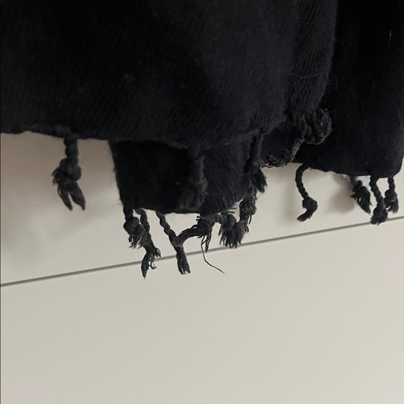 Sophisticated Black, Blue and Gray Scarf - Picture 3 of 4